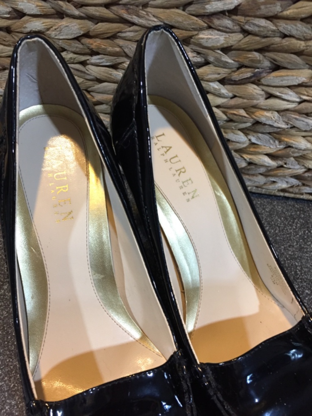 Lauren Ralph Lauren Black Patent Leather Pumps - Picture 3 of 13